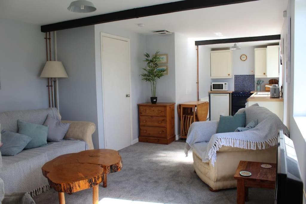 Cozy Country Cottage With Beautiful Rural Views New Quay Exteriör bild